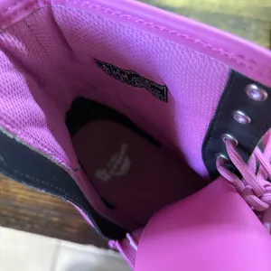 Doc‎ Martens Pink Boots Size 6 thumbnail 10
