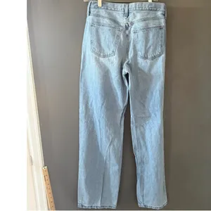 Universal Thread 90s Baggy Distressed‎ High Rise Jeans Light Wash Blue Size 4 thumbnail 4