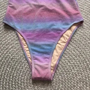 Cotton On One Piece Swimsuit Sz Medium thumbnail 4