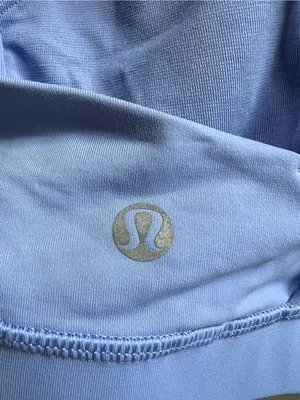 Lululemon Energy Bra in Lullaby Blue Size 8 Sports Bra thumbnail 6