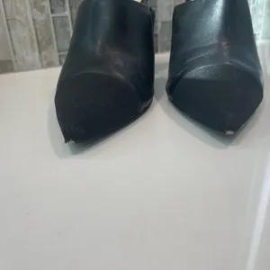 Nine West Black Leather Point Mule Heel Size 9 thumbnail 3