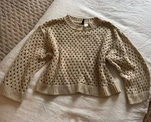 H&M Open-Knit Crewneck Sweater in Light Beige thumbnail 1