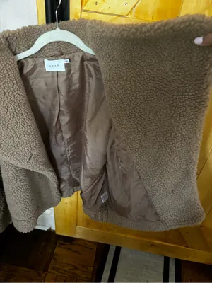 LUSH‎ "Toffee" Teddy Sherpa Faux Fur Cropped Moto Jacket - Size M thumbnail 8