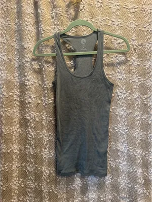 AE Soft & Sexy Scoop Neck Tank Top, Size M thumbnail 3