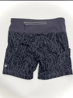 Lululemon Run Dart & Dash Block-It Pocket Bike Shorts Purple Size 4 thumbnail 4