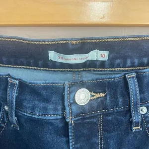 Levi's 311 Shaping Skinny Women's Jeans thumbnail 3