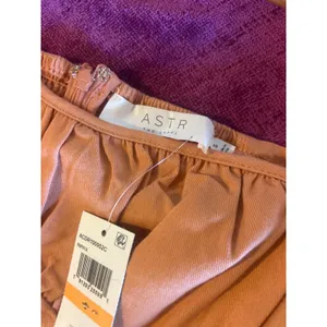 ASTR The Label Wendy Dress MILKMAID FEMININE Papaya Puff Sleeve Mini Size XS NWT thumbnail 4