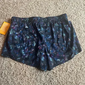NWT! Avia Blue / Purple Patterned Athletic Shorts Size XL (16-18) thumbnail 3