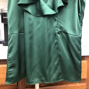 Ann Taylor Green silk blouse top Flounce Ruffle Petite 6 thumbnail 5
