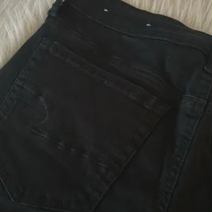 AMERICAN EAGLE Shorts Women’s Size 8 AE NE(X)T LEVEL STRETCH Mid Rise Shorts thumbnail 8