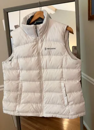 Women's Free Country Puffer Vest White XL thumbnail 1