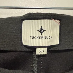 Tuckernuck Deep Olive Green Suede Ashford Kick Flare Pants Size XS‎ thumbnail 3