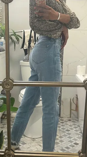Ultra High Rise Mom Jeans thumbnail 4