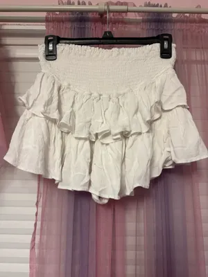 White Ruffle Skirt With Built In Shorts thumbnail 2