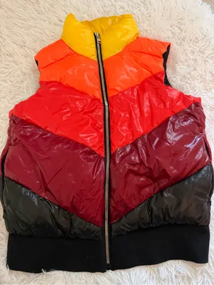 Love & Sports Colorblock Puffer Vest Women’s Small thumbnail 1