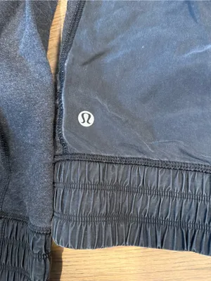 Lululemon Blissed Out Grey Scuba Jacket Size Small to Medium thumbnail 7