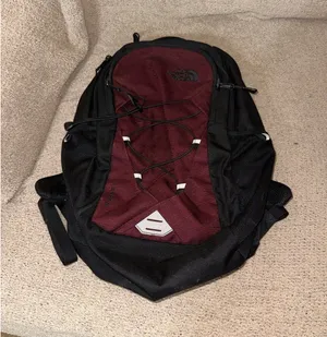 North face burgendy backpack thumbnail 1