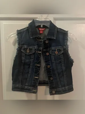 Arizona Jeans Women’s Dark-wash Frayed Denim Vest thumbnail 4