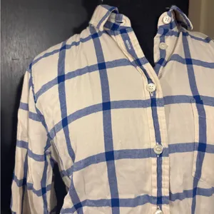 💜 J. Crew 100 Percent Cotton Blue and White Plaid Women's Button Down Shirt 🦭 thumbnail 2