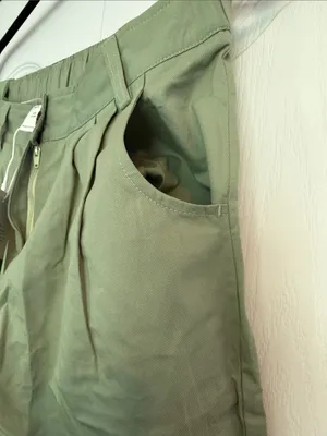 Halara Women’s Sage Green Elastic Cuff Pants - Medium Regular thumbnail 3
