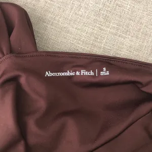 New NWOT Abercrombie & Fitch Stretchy Asymmetrical Tank Top Brown Small thumbnail 4
