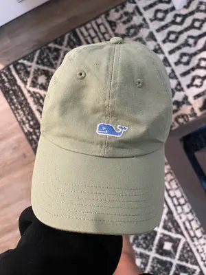 Vineyard Vines hat thumbnail 1