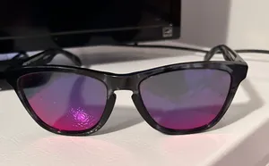 Oakley Sunglasses thumbnail 2
