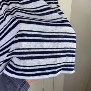 Tahari Womens Small 100% Linen Striped Hoodie Navy White Tassel V-Neck Top thumbnail 9