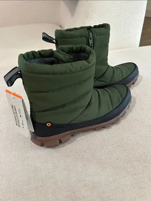 BOGS Cedar Quilt Waterproof boots, Cargo Green, Size 7, NWT no box thumbnail 2