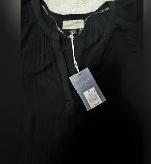 Universal Thread Black Top XS new w tags! thumbnail 2