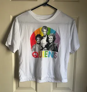 The Golden Girls Queens Rainbow Graphic Crop T-Shirt Size M 7/9 thumbnail 1