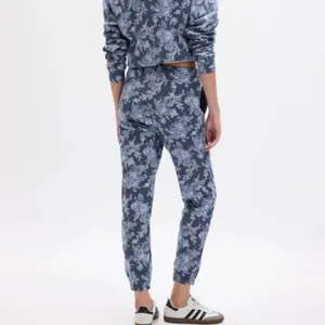 Gap × LoveShackFancy‎ Floral Joggers Blue Small Limited Edition Rare thumbnail 2