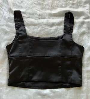 Francesca's Black Satin Cropped Top Tank thumbnail 1