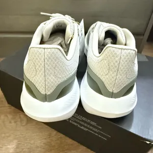 Adidas Women's Running Run Falcon  Size 10 thumbnail 3