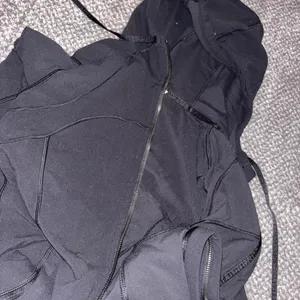 Lululemon Hooded Define Jacket thumbnail 3
