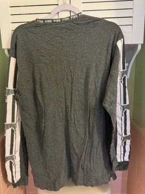 PINK Victoria’s Secret Long-sleeve Tee thumbnail 2