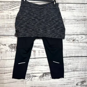 Athleta Aurora Contender 2 in 1 Skirt Skort Capri SM thumbnail 4
