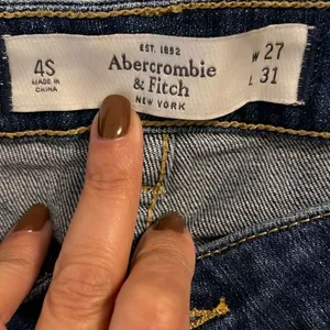 Abercrombie & Fitch Boot‎ Cut Jean Blue Size 4S 27/31 thumbnail 4