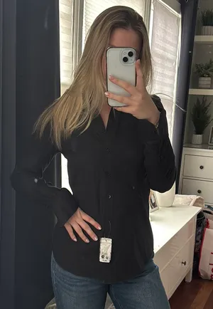 Black Womens Button Up Size 2 thumbnail 1