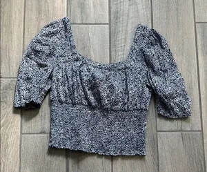 Universal Threads Navy Floral Blouse thumbnail 1