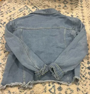 Amazon Medium wash denim jean jacket thumbnail 3