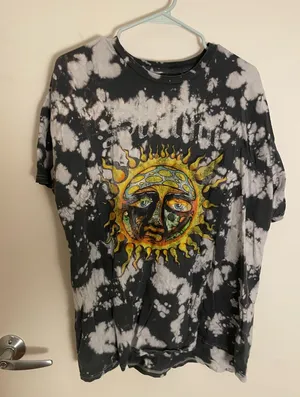 Urban Outfitters Sublime T-Shirt Distressed thumbnail 1