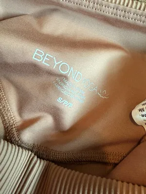 Beyond Yoga Two Piece Workout Set Tan Ribbed Leggings Sports Bra Small Women's thumbnail 7