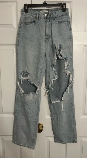 PacSun 90s Boyfriend Jeans thumbnail 1