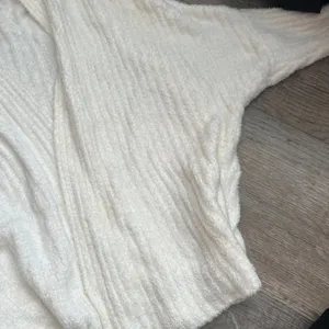 Barefoot‎ Dreams cardigan xxs/xs thumbnail 5