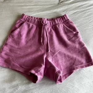 PINK Victoria's Secret Shorts thumbnail 1