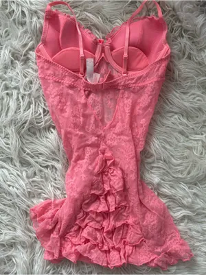 Victoria’s Secret Pink Lace Ruffle Bustle Teddy Bodysuit 36C thumbnail 4