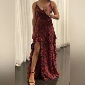 Cinq A Sept Stargazer Lilies Glenda Gown Size‎ 8 Red Floral Maxi Dress thumbnail 4