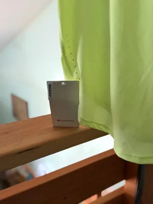 Lululemon shirt  thumbnail 2