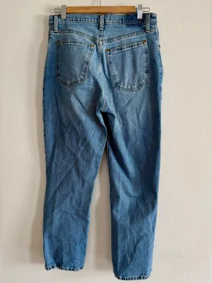 Abercrombie 90’s Straight Ultra High Rise thumbnail 2